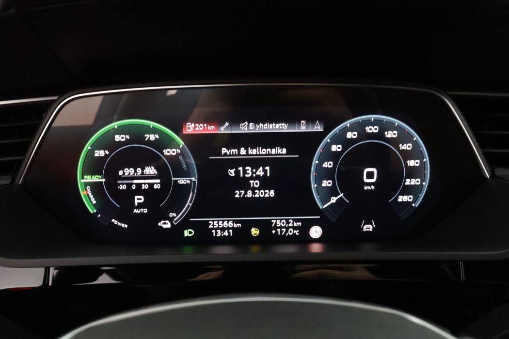 AUDI E-TRON 2022