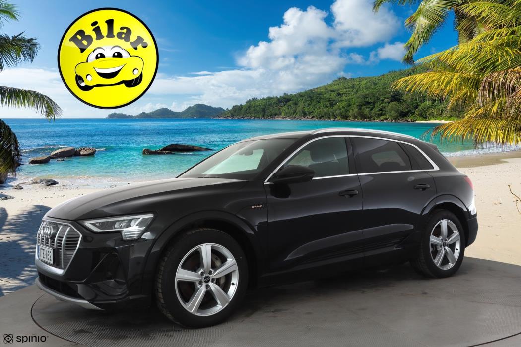 AUDI E-TRON 2022