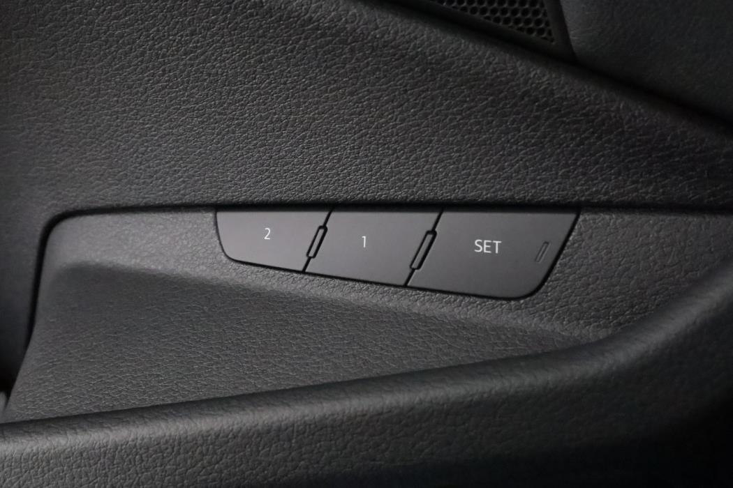 AUDI E-TRON 2022