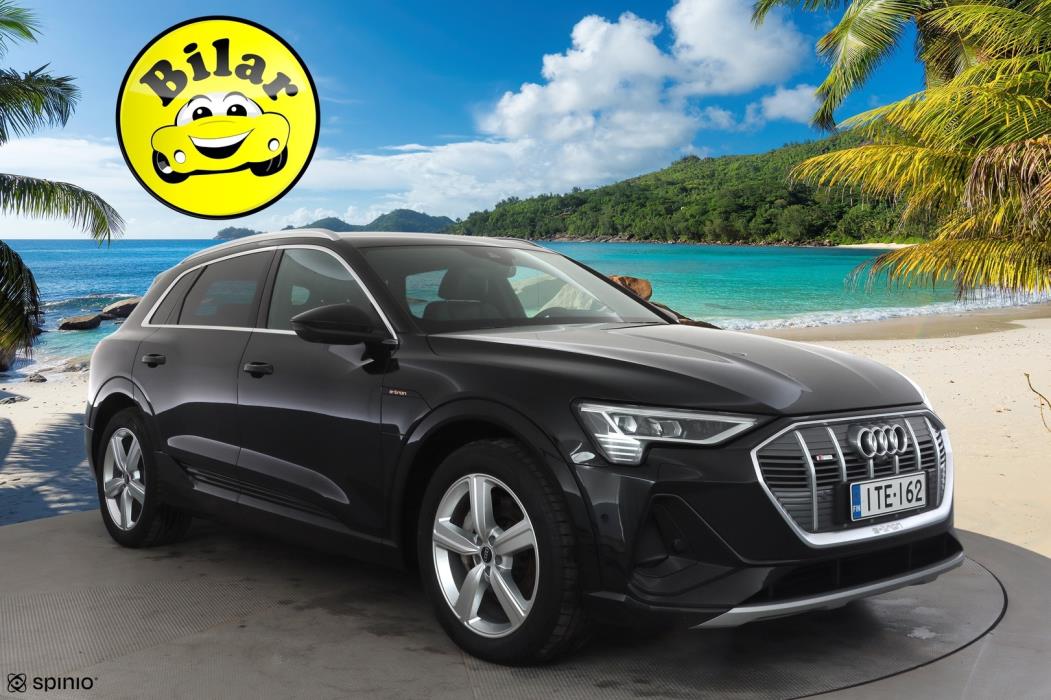 AUDI E-TRON 2022