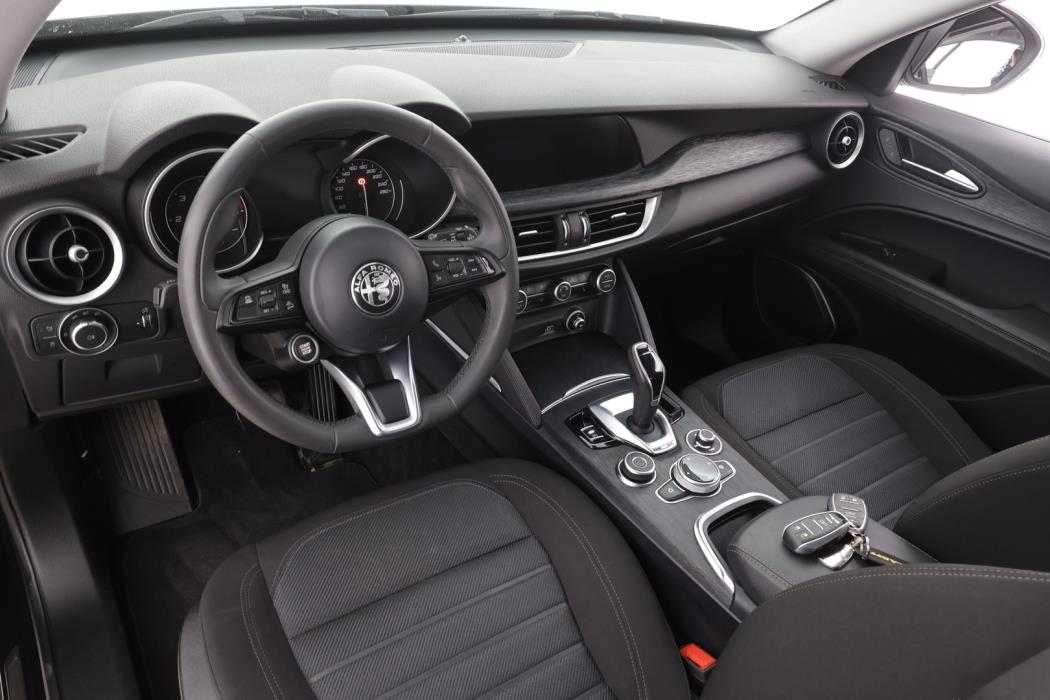 ALFA ROMEO Stelvio 2021