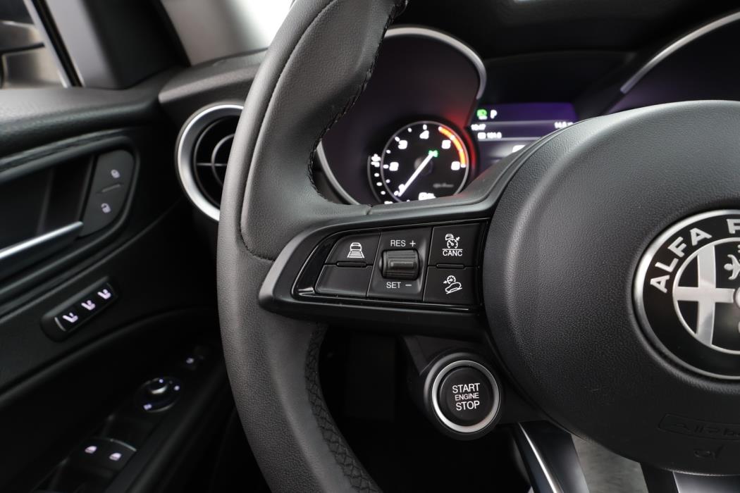 ALFA ROMEO Stelvio 2021