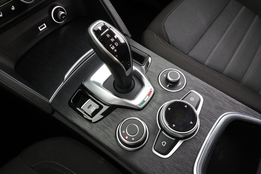 ALFA ROMEO Stelvio 2021