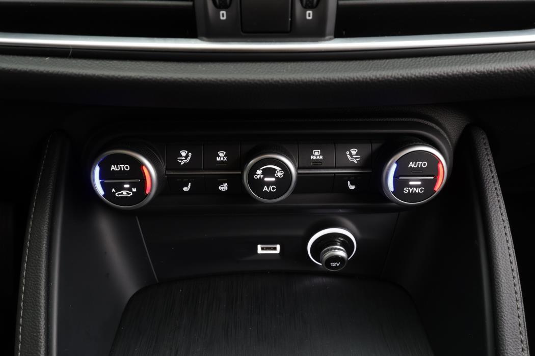 ALFA ROMEO Stelvio 2021