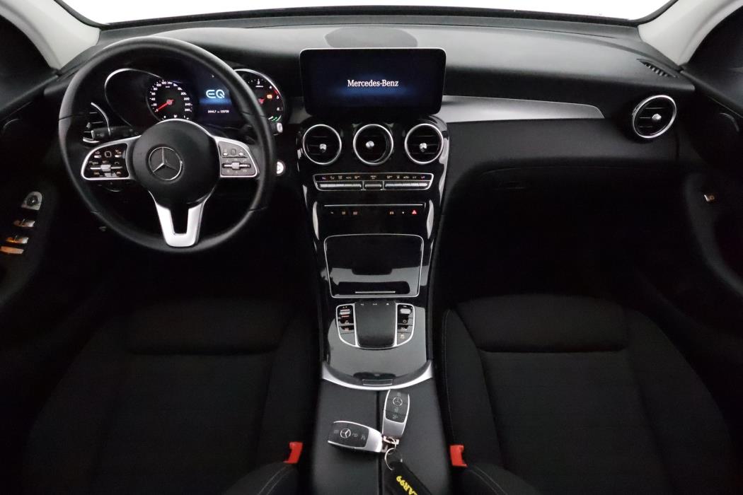 MERCEDES-BENZ GLC 2021