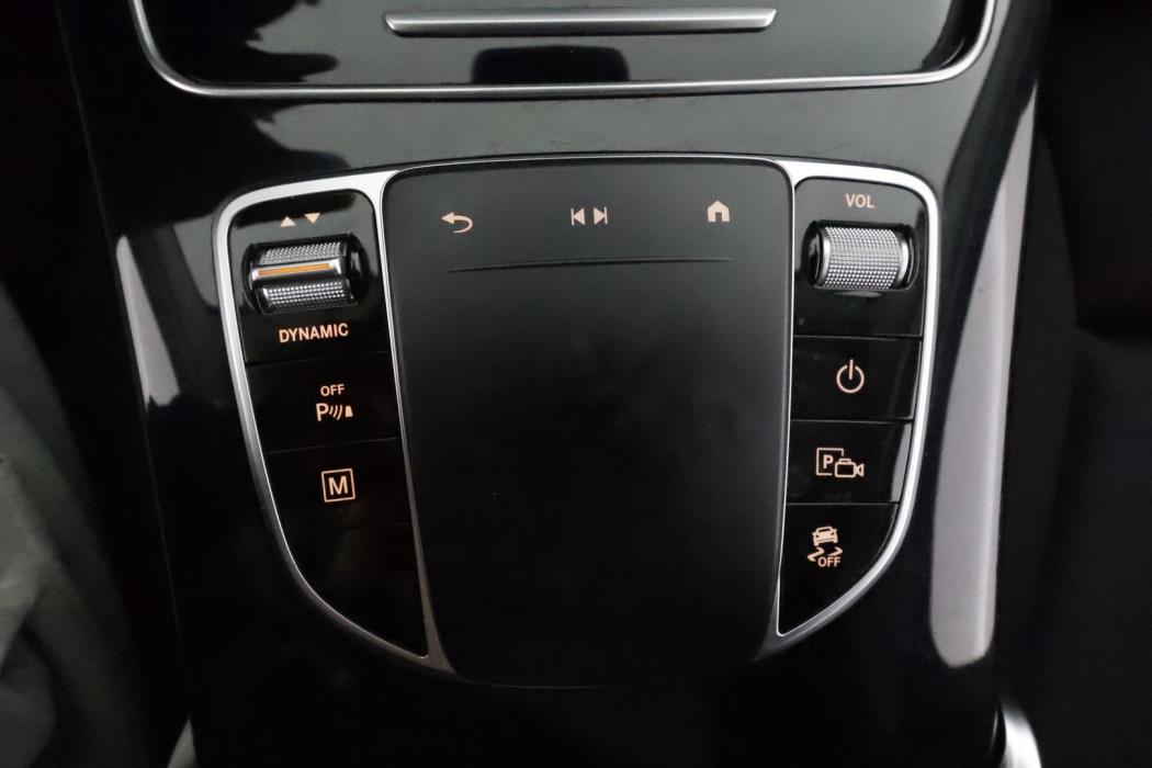 MERCEDES-BENZ GLC 2021