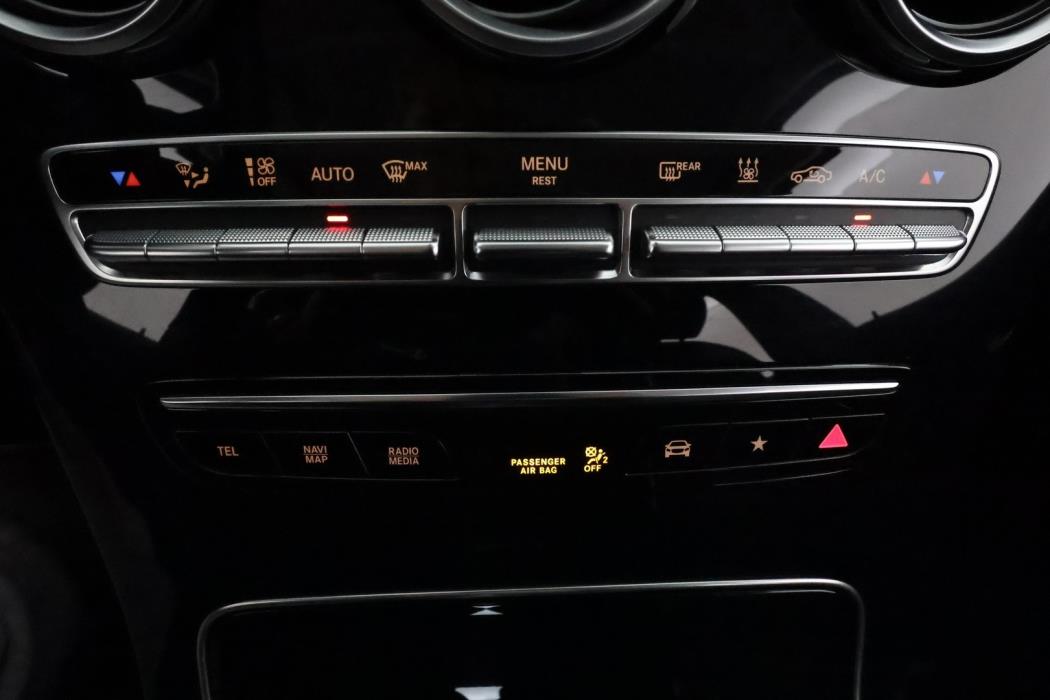 MERCEDES-BENZ GLC 2021