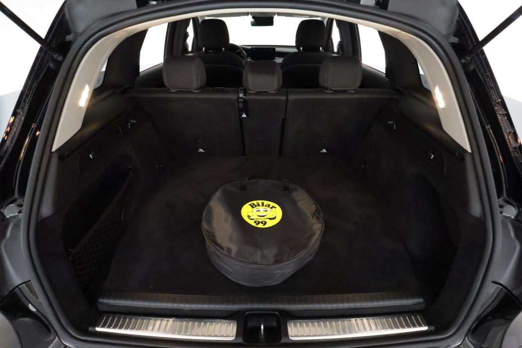 MERCEDES-BENZ GLC 2021