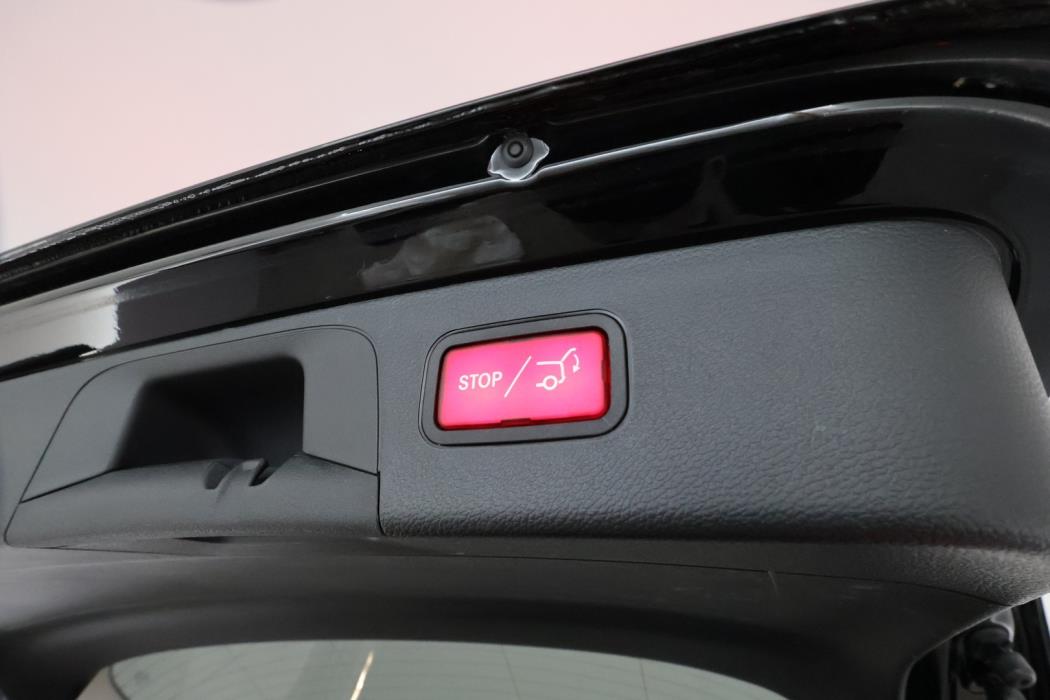 MERCEDES-BENZ GLC 2021