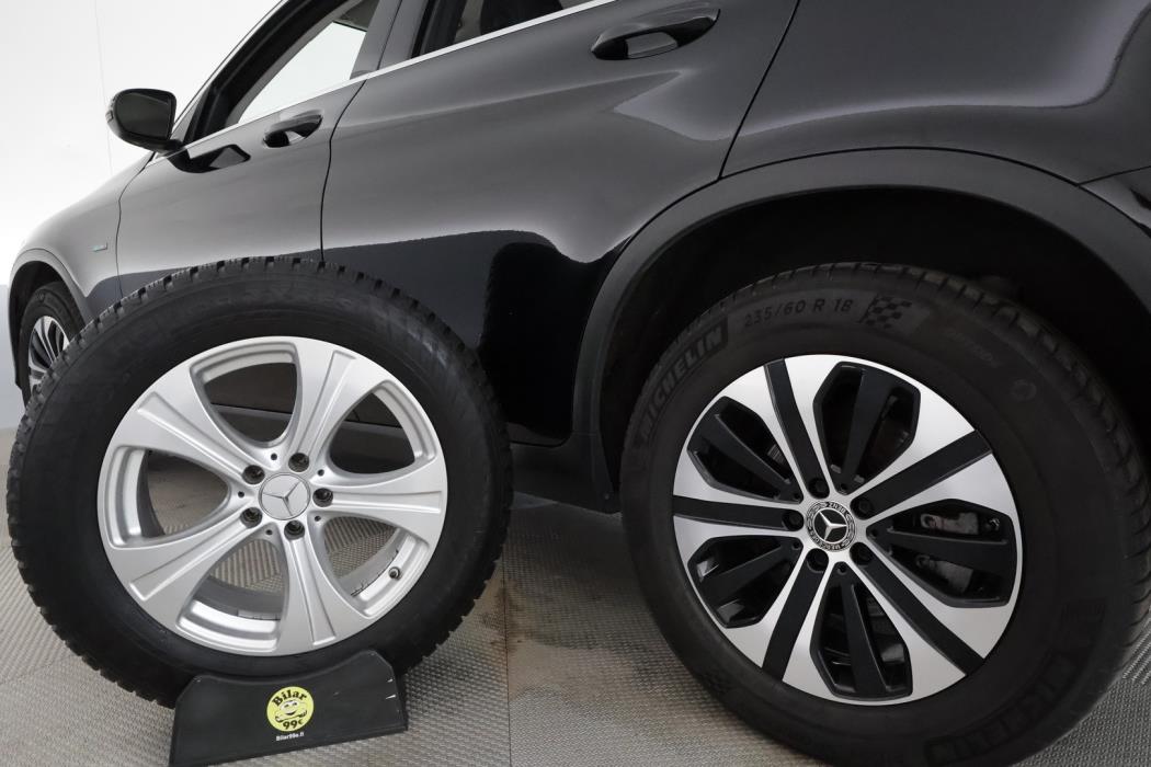 MERCEDES-BENZ GLC 2021