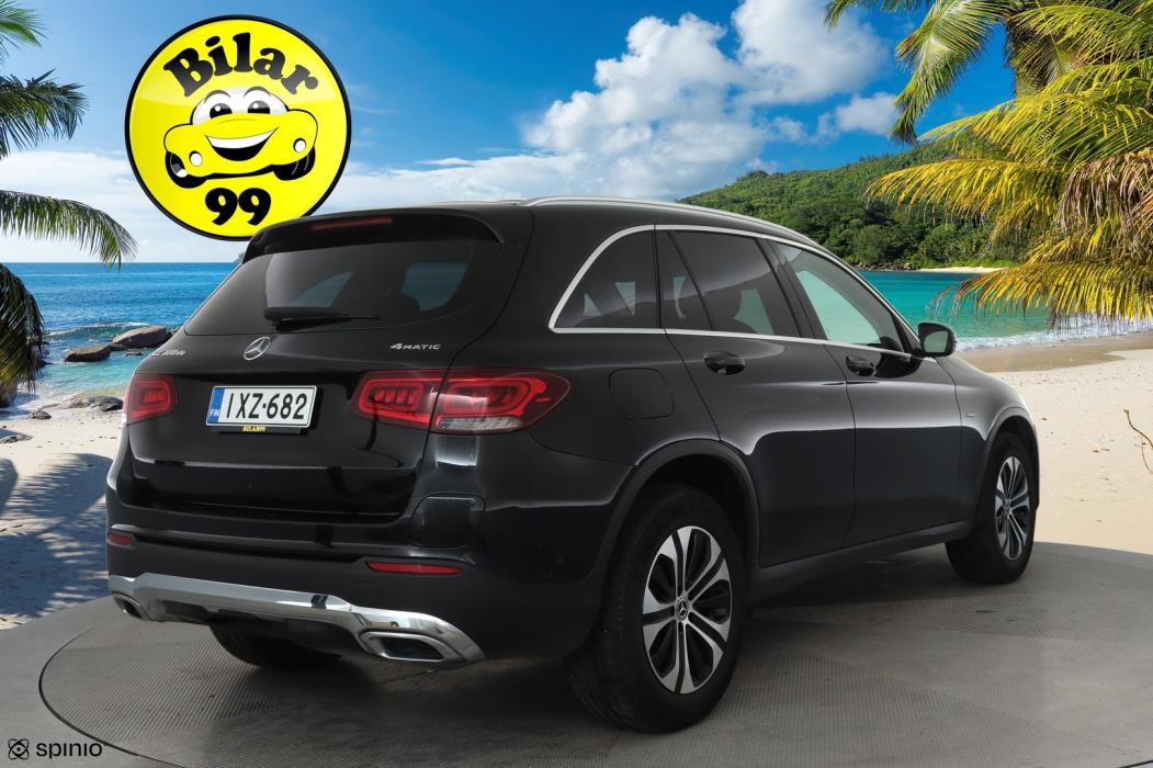 MERCEDES-BENZ GLC 2021