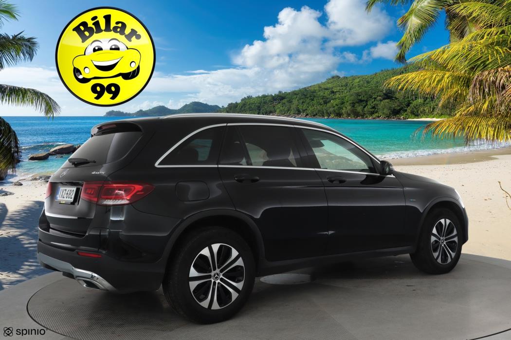 MERCEDES-BENZ GLC 2021