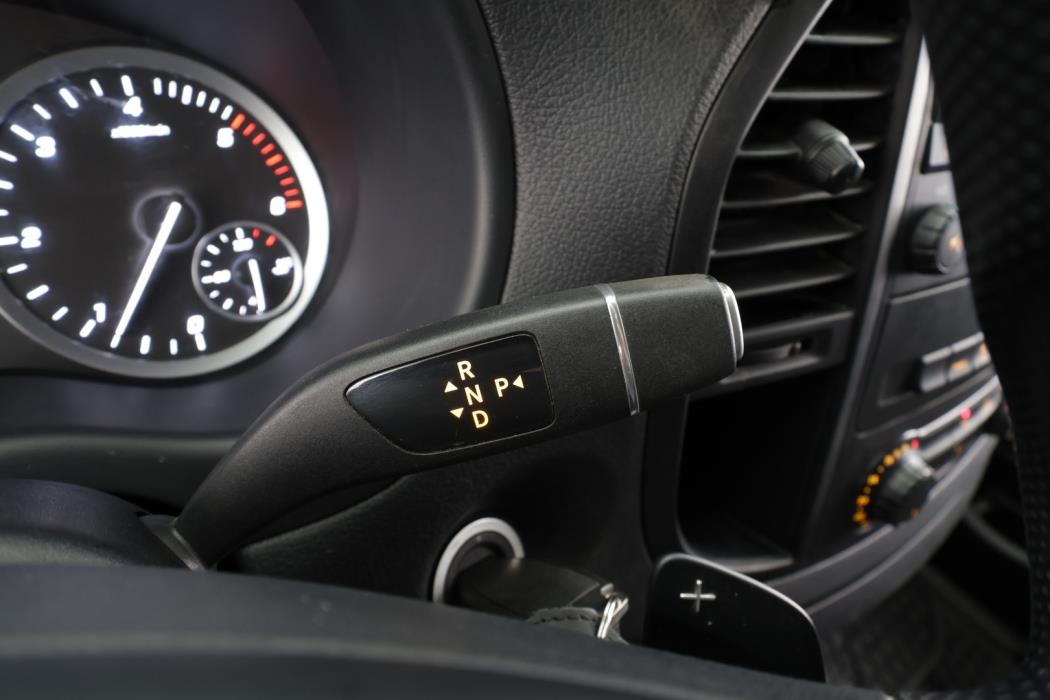 MERCEDES-BENZ Vito 2021