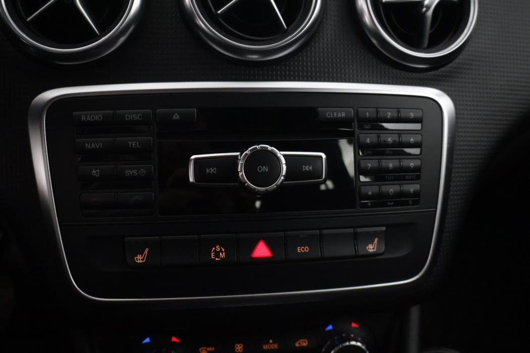 MERCEDES-BENZ A 2014