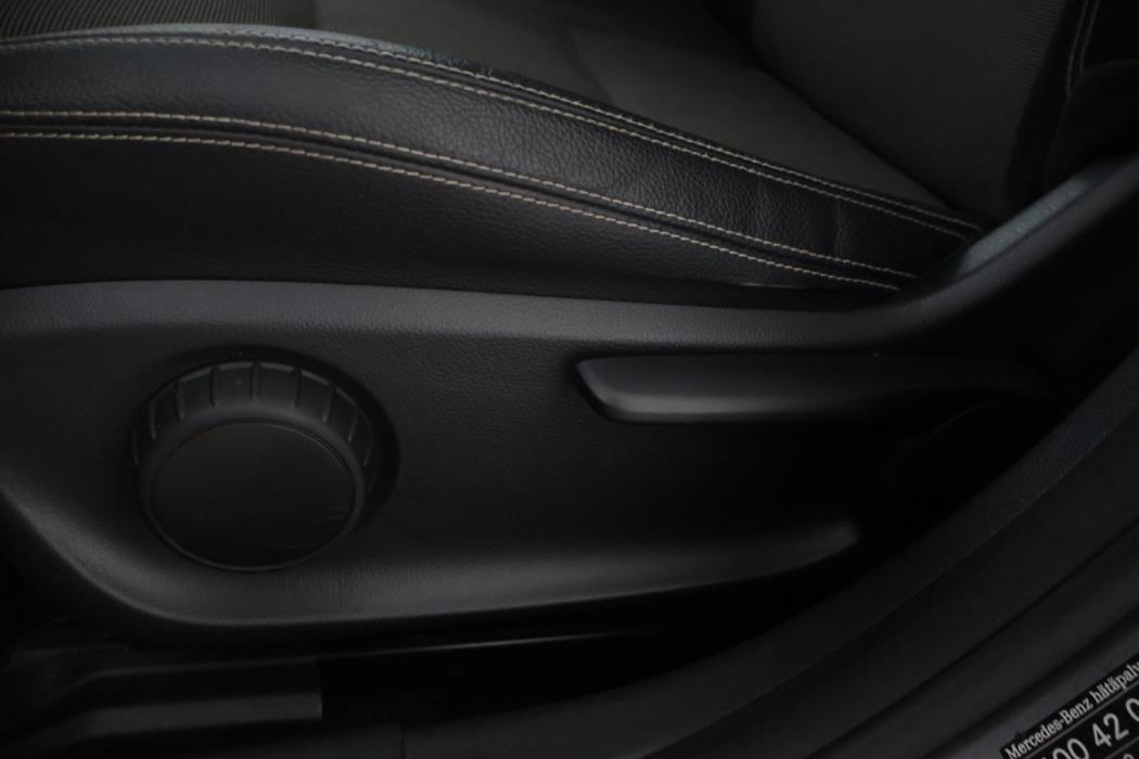 MERCEDES-BENZ A 2014