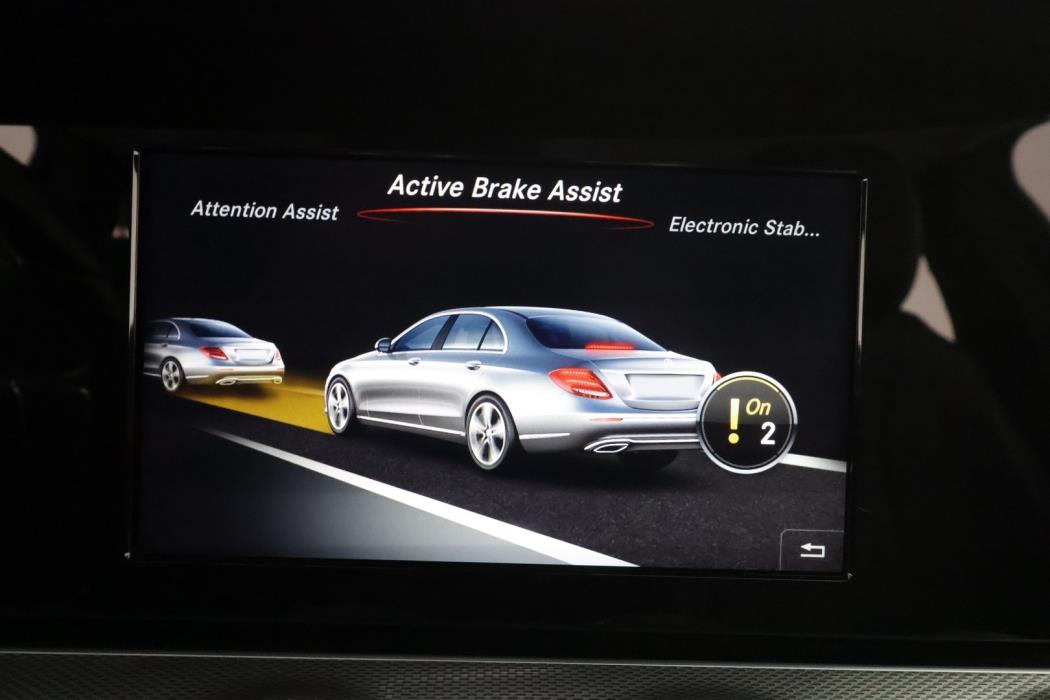 MERCEDES-BENZ E 2017