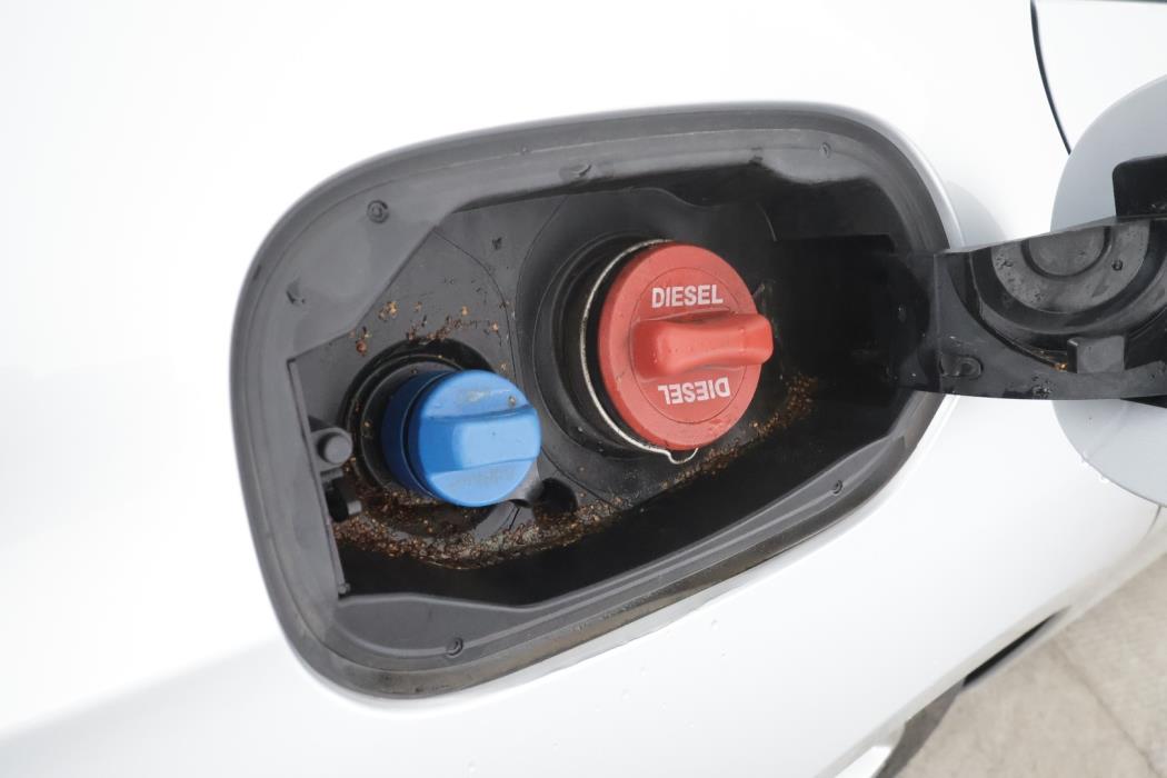 MERCEDES-BENZ E 2017