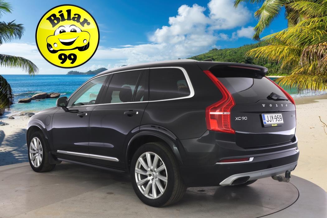 VOLVO XC90 2016