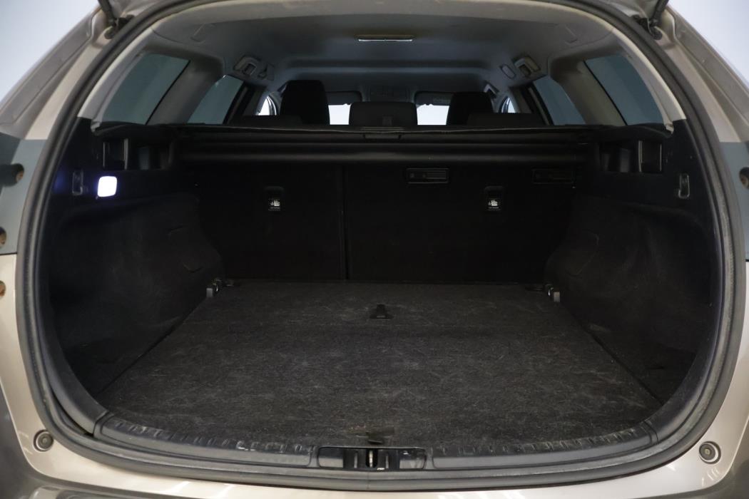 TOYOTA Auris 2016