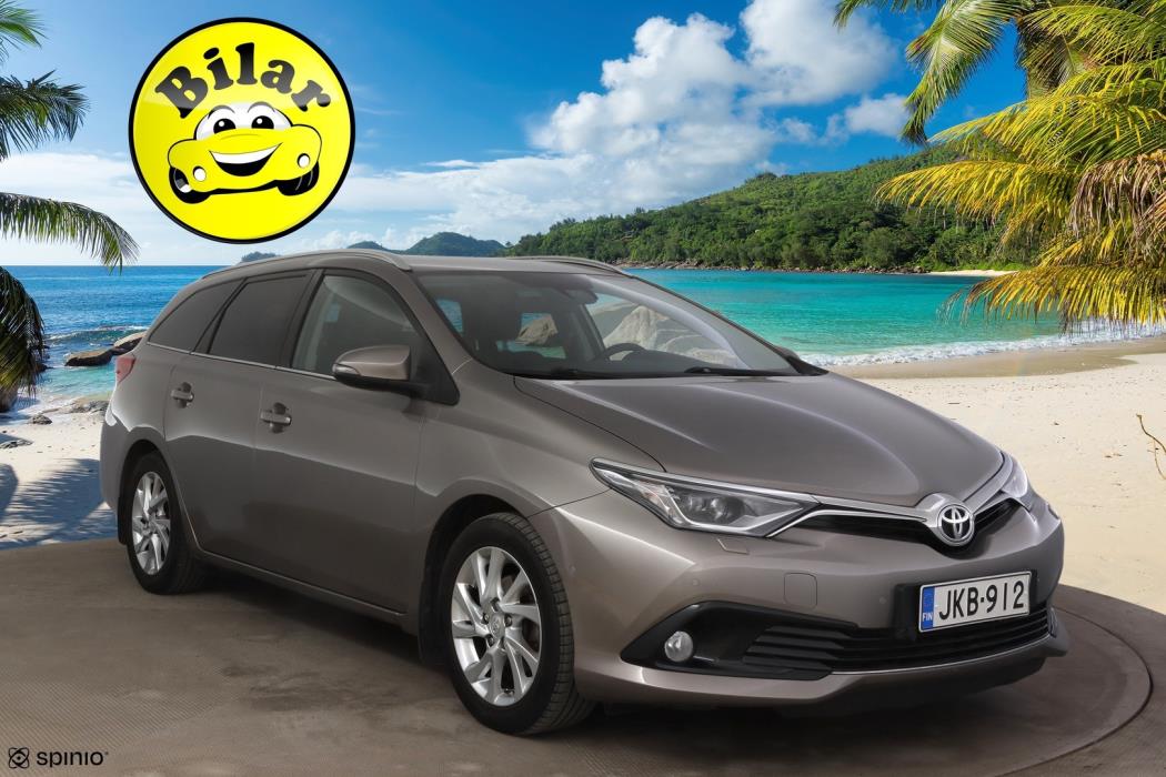 TOYOTA Auris 2016
