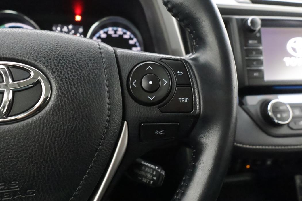 TOYOTA RAV4 2017