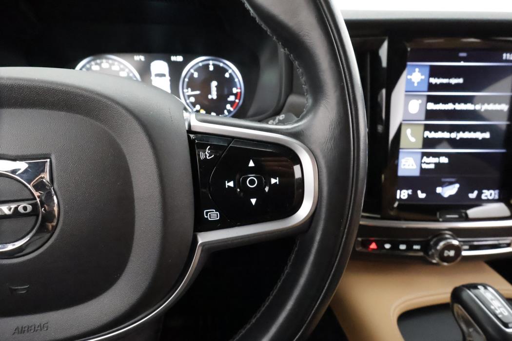 VOLVO V90 Cross Country 2018