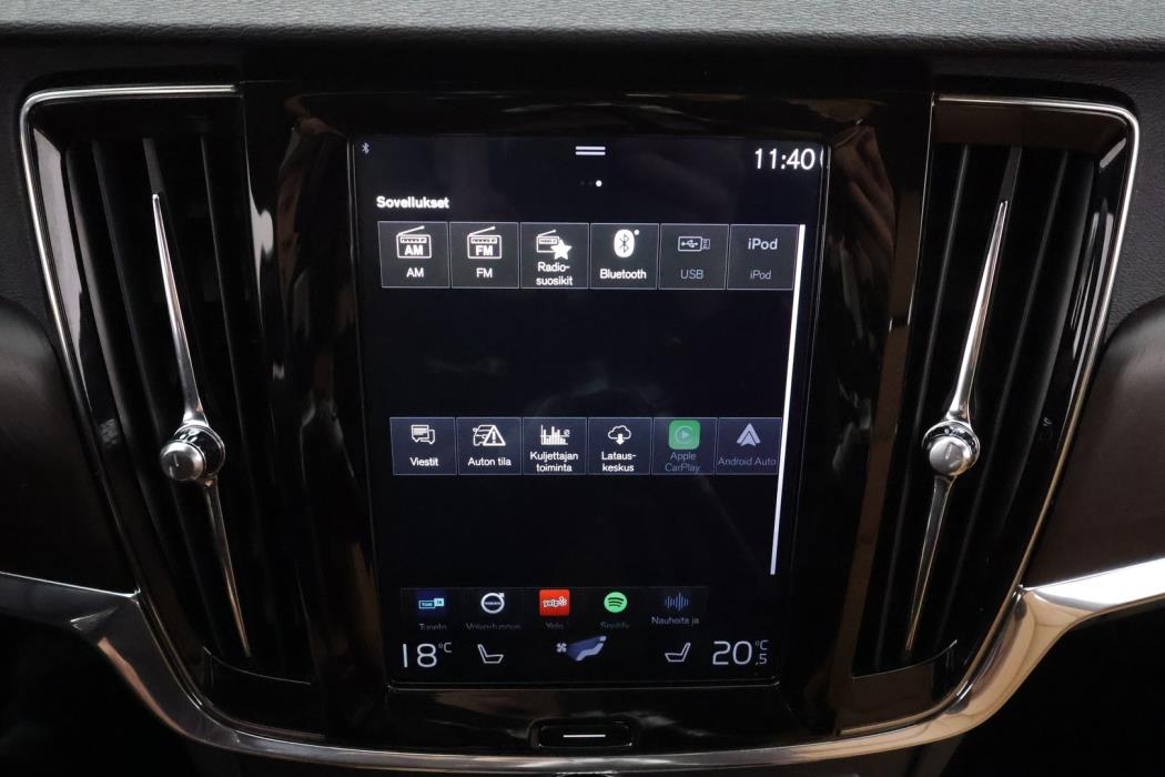 VOLVO V90 Cross Country 2018