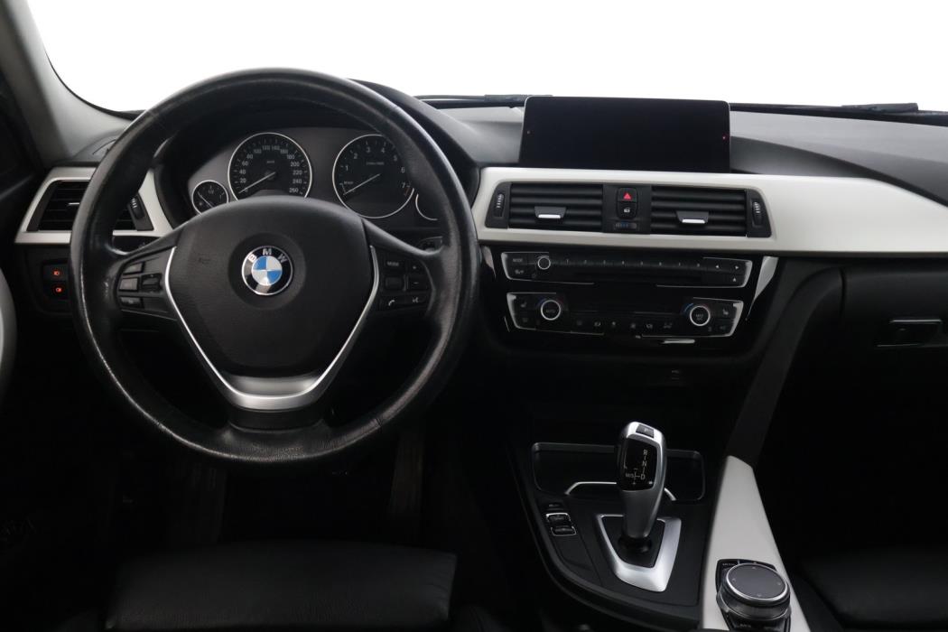 BMW 320 2018