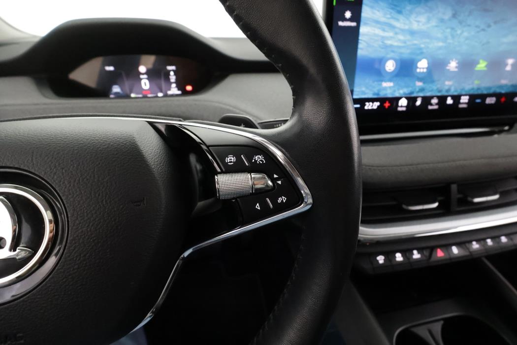 SKODA Enyaq 2023