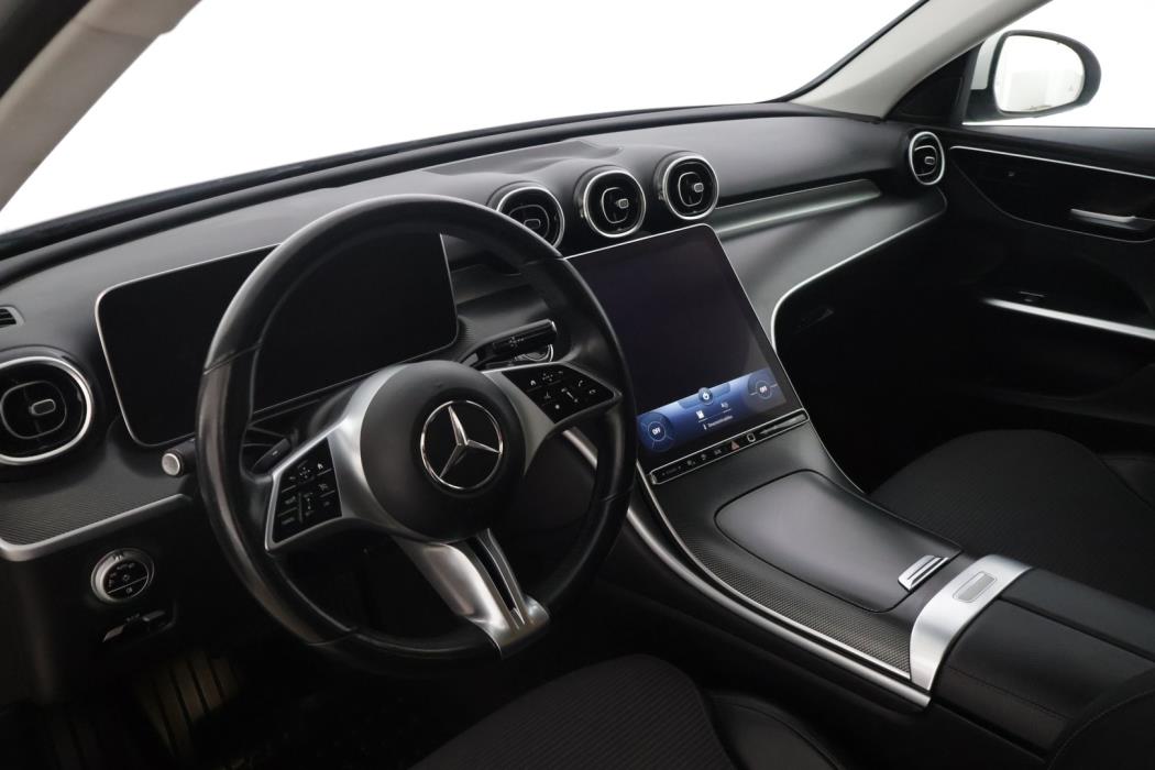 MERCEDES-BENZ C 2022