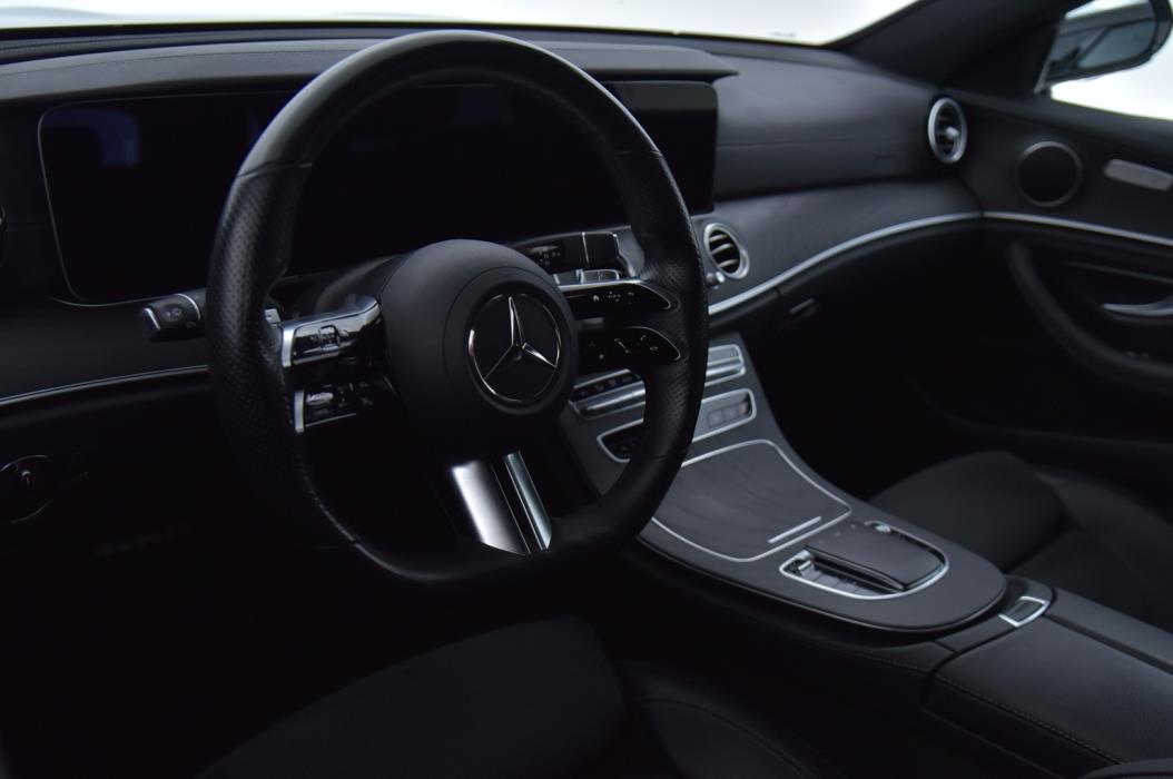 MERCEDES-BENZ E 2021