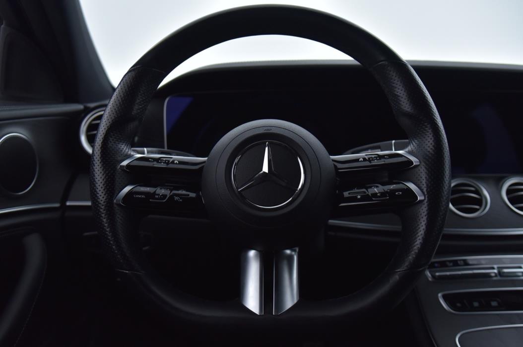 MERCEDES-BENZ E 2021