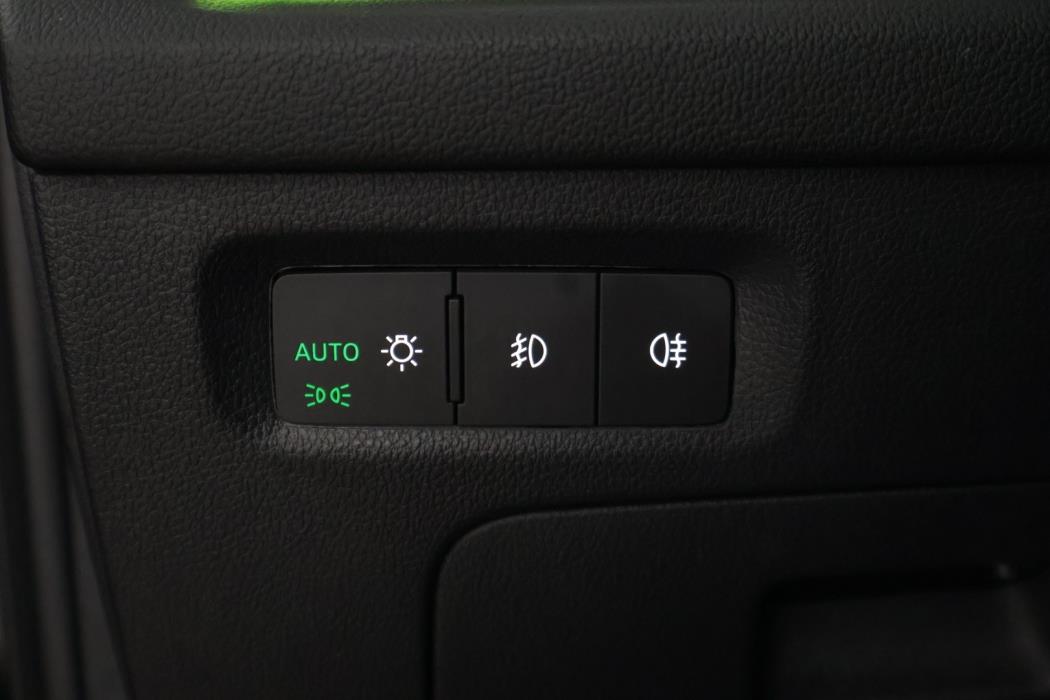 SKODA Octavia 2021