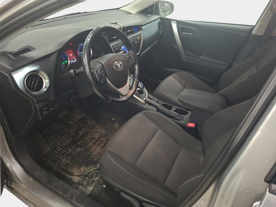 TOYOTA Auris 2014