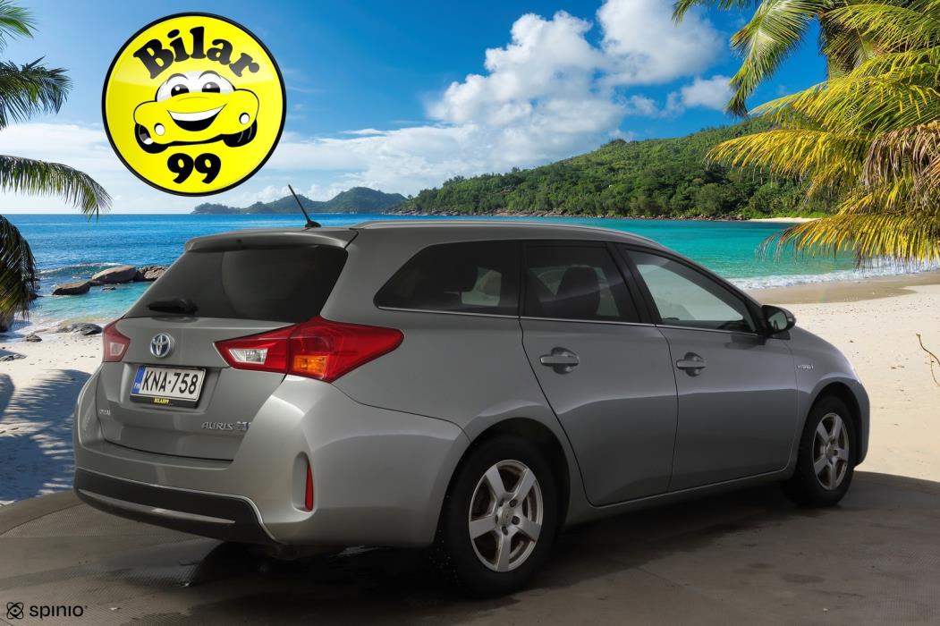 TOYOTA Auris 2014
