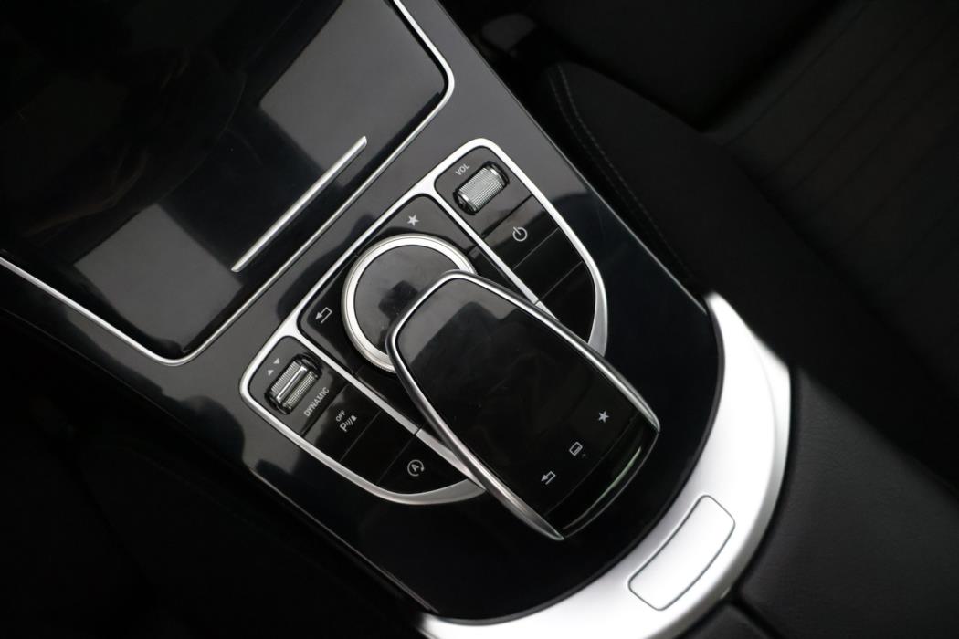 MERCEDES-BENZ C 2016