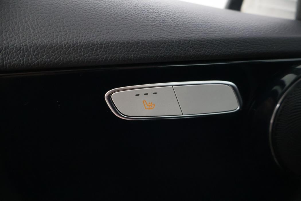 MERCEDES-BENZ C 2016