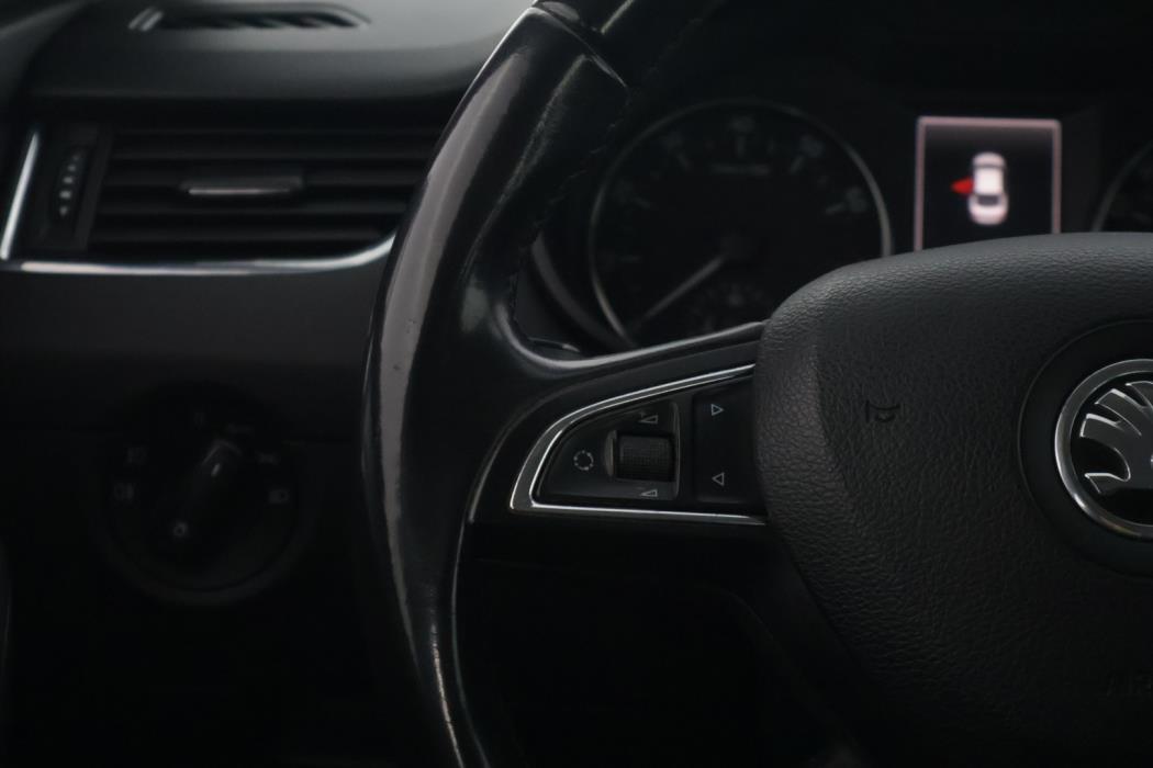SKODA Octavia 2013