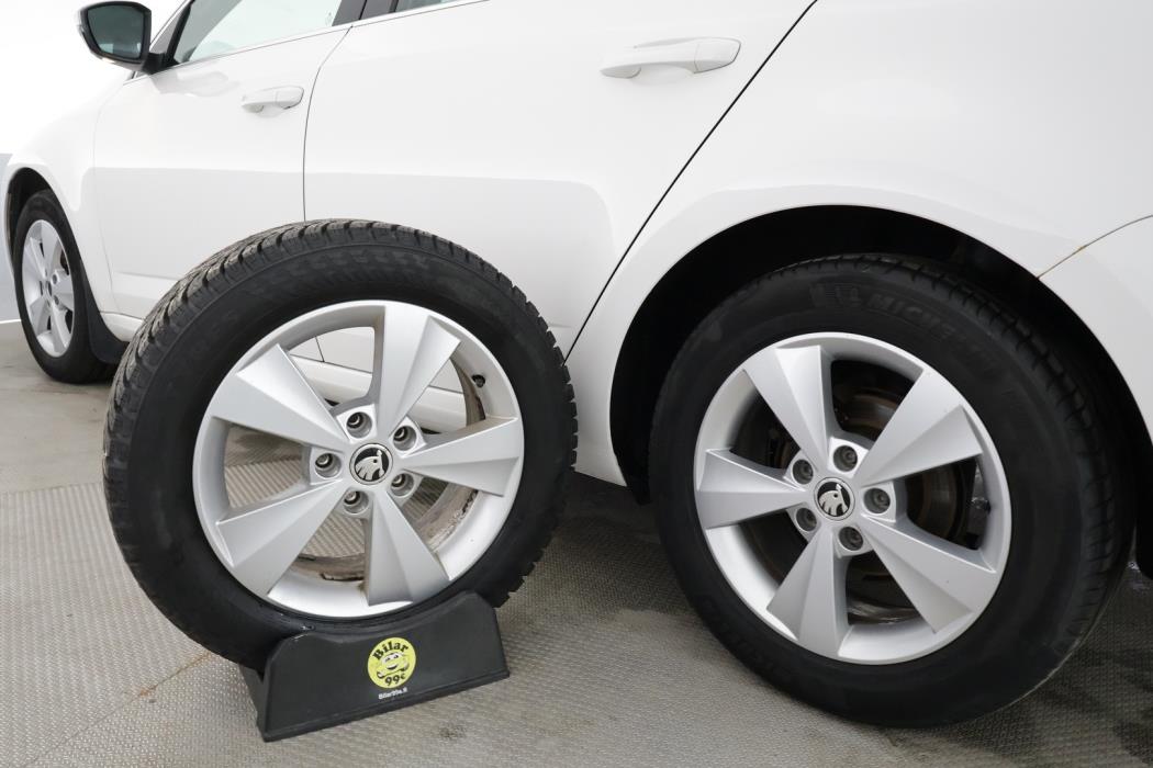 SKODA Octavia 2017