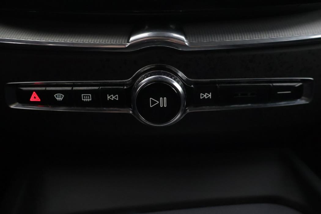 VOLVO XC60 2018