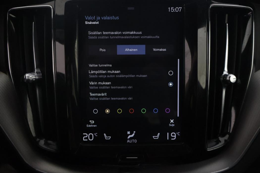 VOLVO XC60 2018