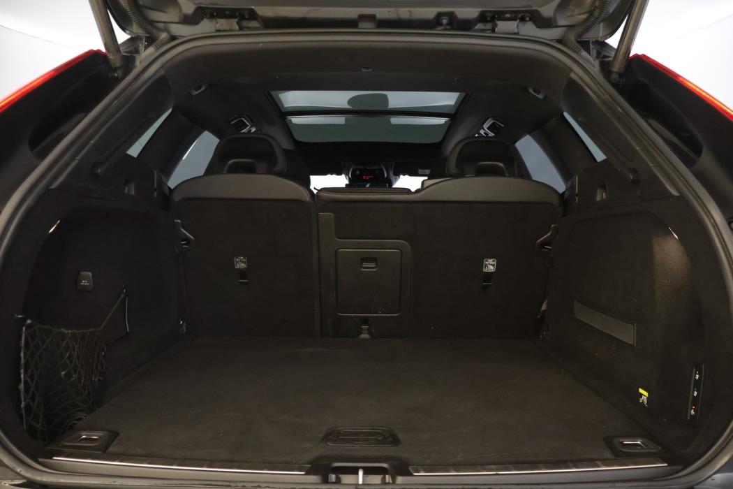 VOLVO XC60 2018