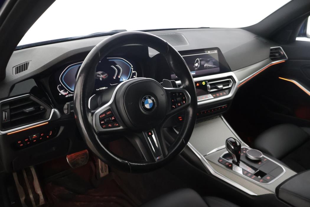 BMW 330 2021
