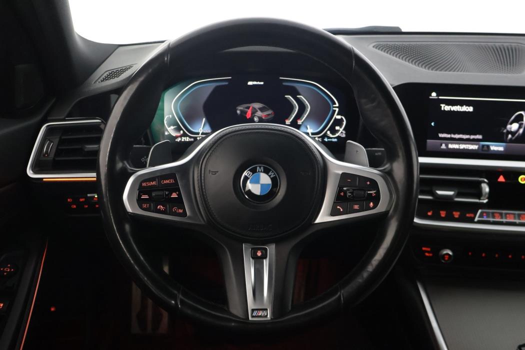BMW 330 2021