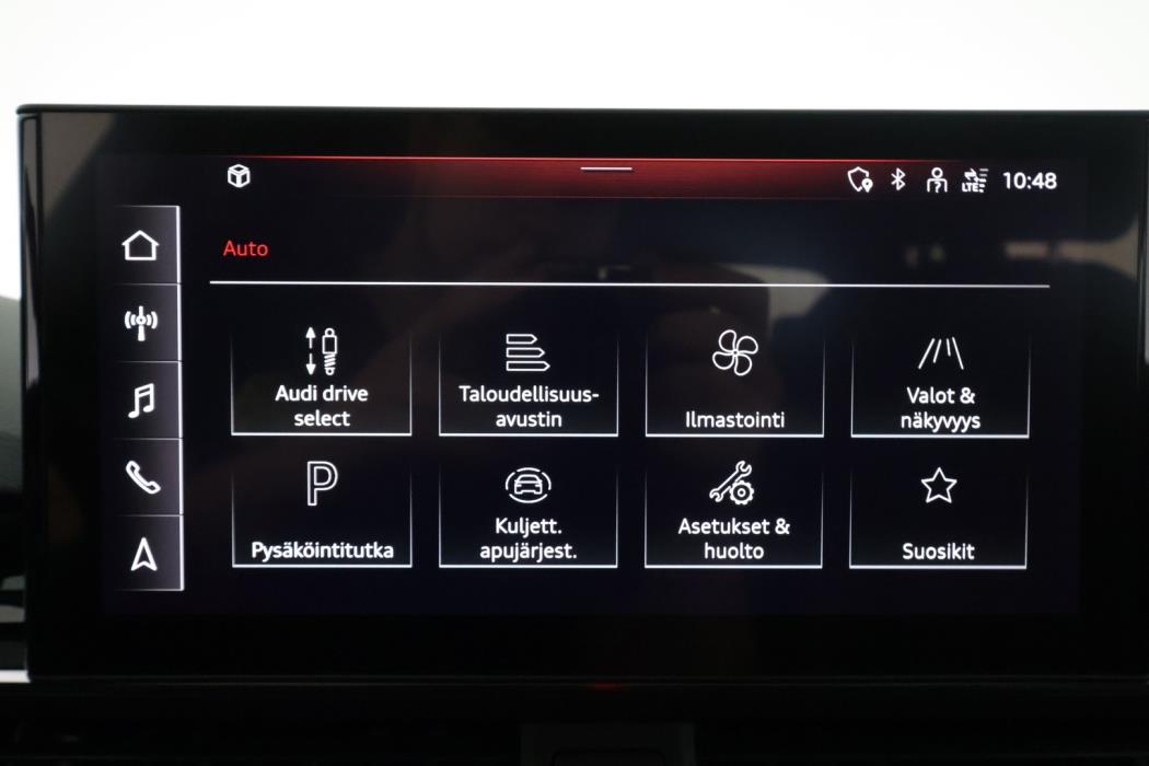AUDI A4 2021