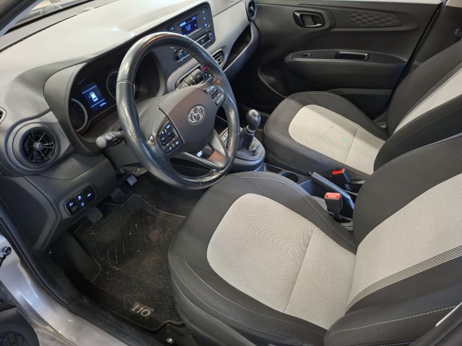 HYUNDAI i10 2022