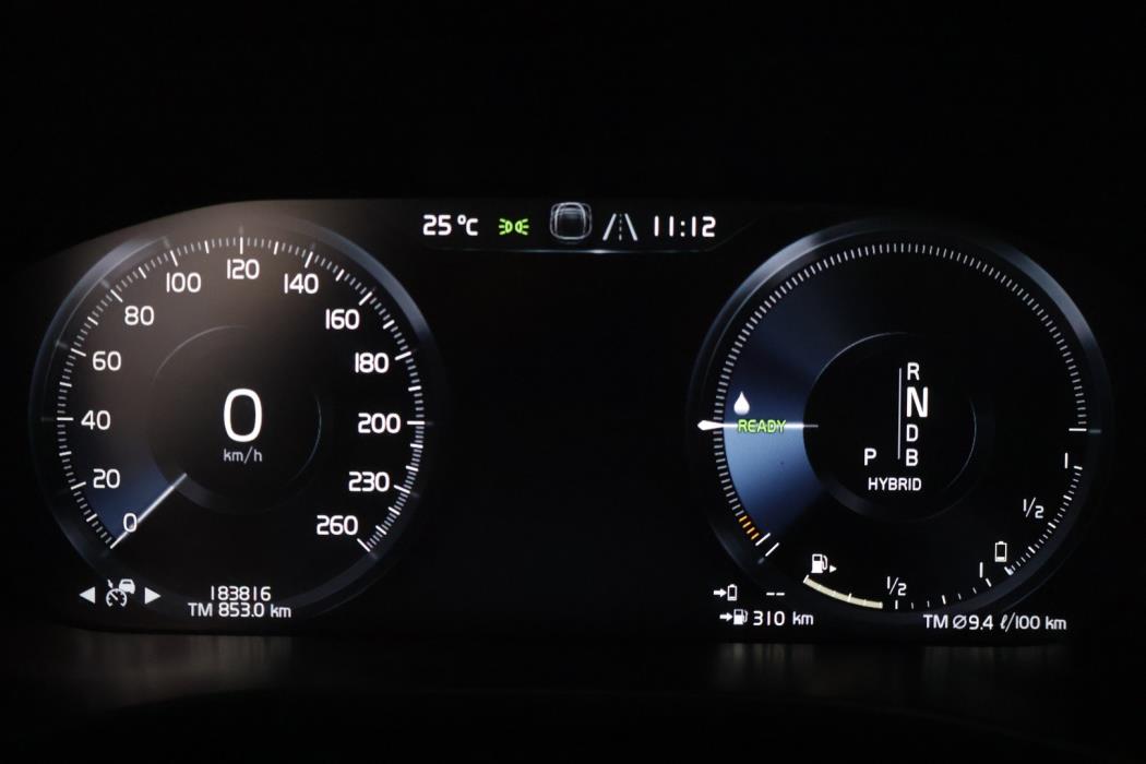 VOLVO XC60 2018