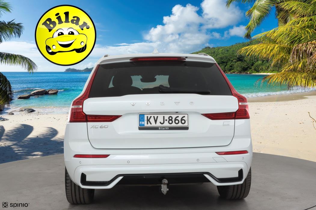 VOLVO XC60 2023