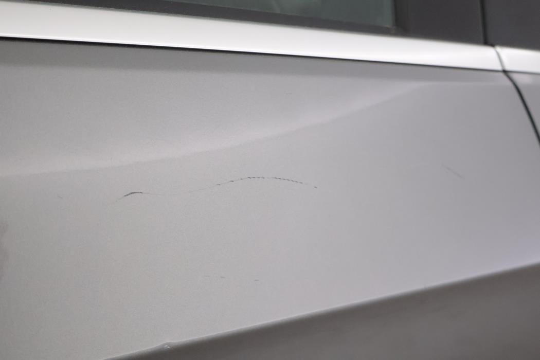 MERCEDES-BENZ E 2011