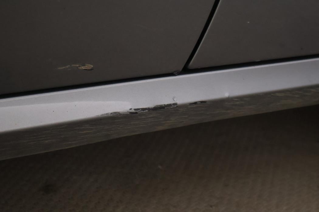 MERCEDES-BENZ E 2011